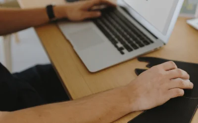 Die perfekten Bilder für die eigene Webseite: Welche Fotos brauchst du wirklich? SEO, Bildgrößen, Formate und Nutzungsrechte im Überblick